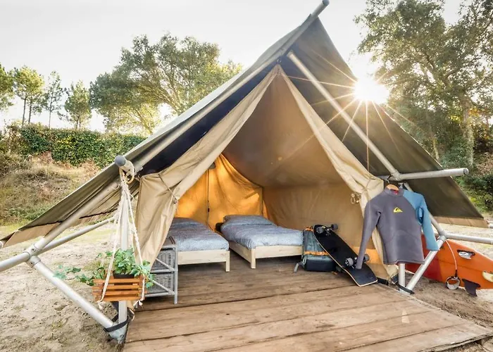 Progress Outdoor Surf Hostel